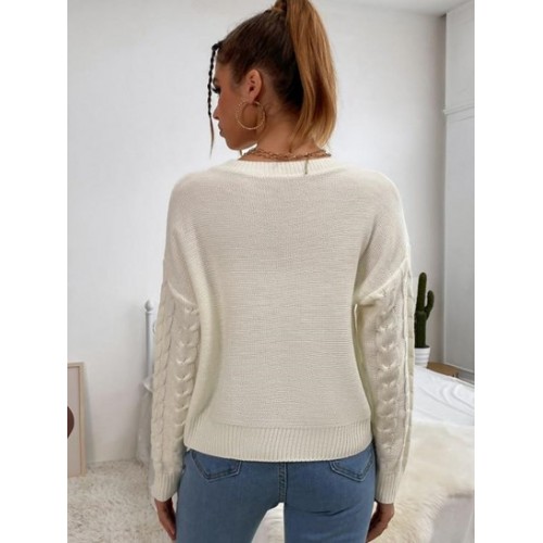 Crew Neck Floral Applique Cable Knit Sweater