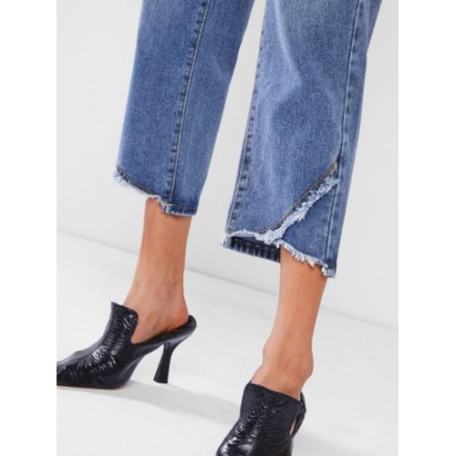 Frayed Trim Baggy Jeans